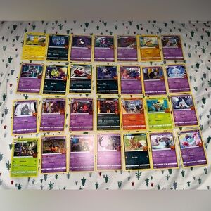 28 Halloween 2020 Pokemon Cards *Holos included!